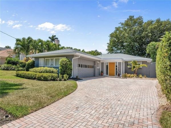 Spacious Sarasota Vacation Rental with Dock & Close to Beach