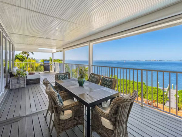 Beautiful Vacation Rental 5 Bedroom in Bradenton