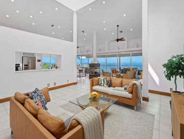 Beautiful Vacation Rental 5 Bedroom in Bradenton