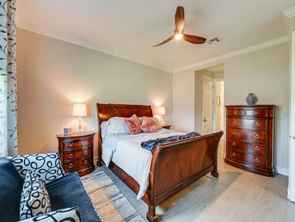 Naples Four Bedroom Stunning Vacation Home