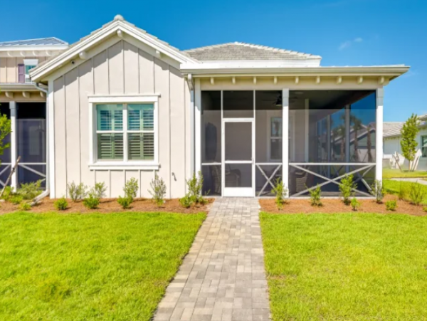 Modern 2-Bed Naples Retreat with Screened Porch