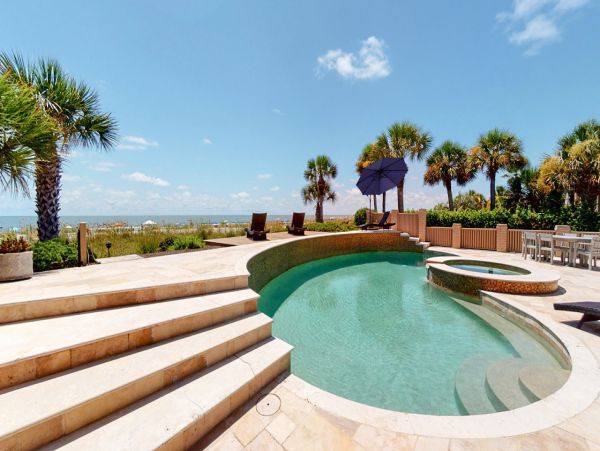 Ultimate Vacation Pool Home in Hilton Head