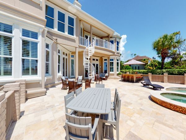 Ultimate Vacation Pool Home in Hilton Head