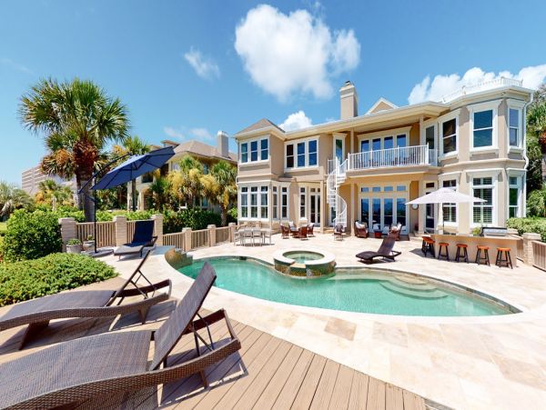 Ultimate Vacation Pool Home in Hilton Head
