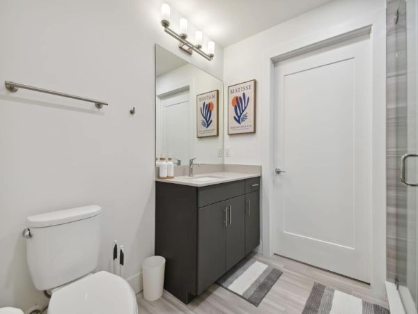 Sarasota Condo with Pool and Gym