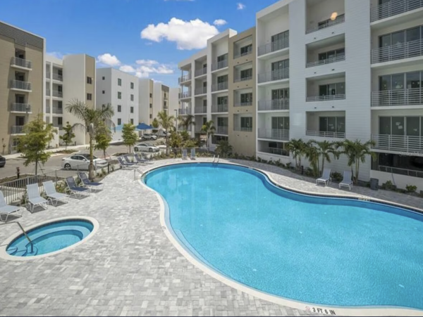 Sarasota Condo with Pool and Gym
