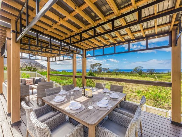 Serene Waianae Retreat: Ocean Views & Modern Amenities