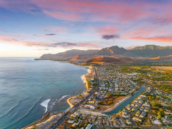 Beautiful Vacation Home in Makaha Ocean Views