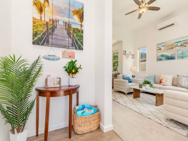 Beautiful Vacation Home in Makaha Ocean Views
