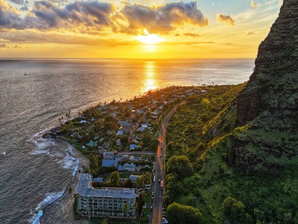 Waianae Vacation Rental with Pool & Near Makaha Beach