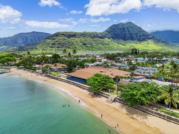 Waianae Vacation Rental with Pool & Near Makaha Beach