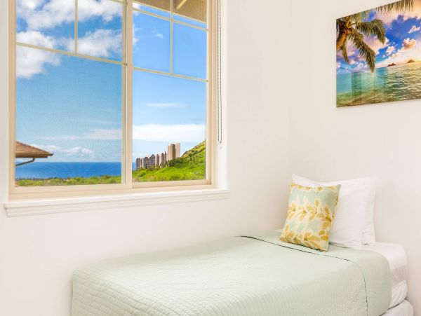 Waianae Vacation Rental with Pool & Near Makaha Beach