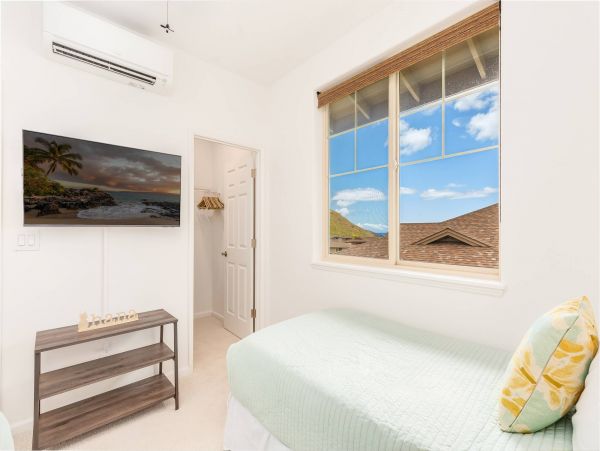 Waianae Vacation Rental with Pool & Near Makaha Beach