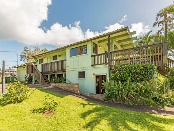 North Shore Ocean & Mountain View 3 Bedroom Vacation Rental