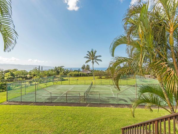 North Shore Ocean & Mountain View 3 Bedroom Vacation Rental