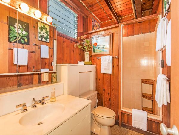 North Shore Ocean & Mountain View 3 Bedroom Vacation Rental