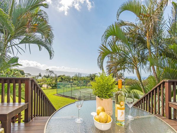 North Shore Ocean & Mountain View 3 Bedroom Vacation Rental