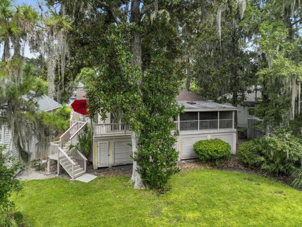Luxury Pet-Friendly Hilton Head Home with Lagoon Views