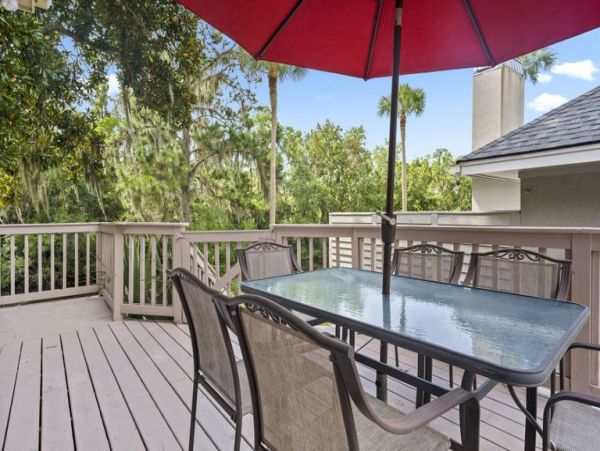 Luxury Pet-Friendly Hilton Head Home with Lagoon Views