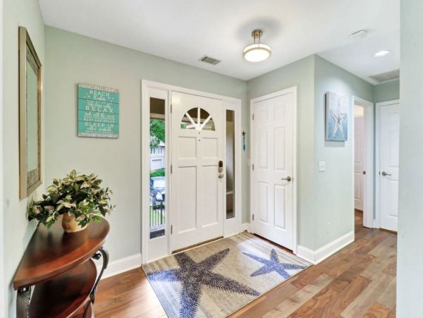 Luxury Pet-Friendly Hilton Head Home with Lagoon Views