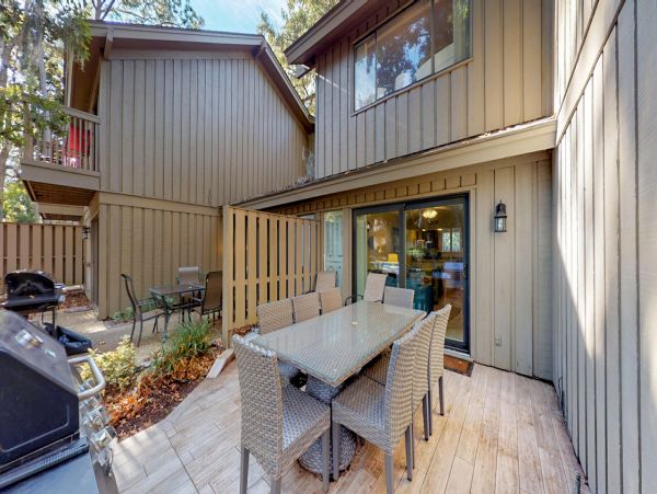 Spacious Hilton Head Vacation Rental with Pool & Beach Access