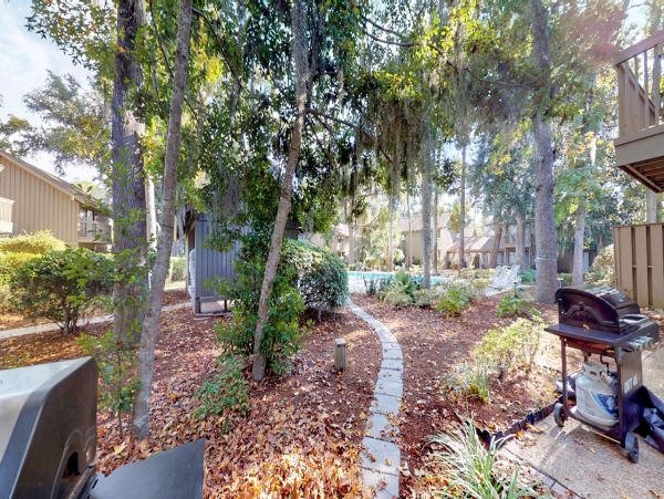 Spacious Hilton Head Vacation Rental with Pool & Beach Access