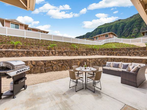 Oahu Four Bedroom Vacation Rental Home