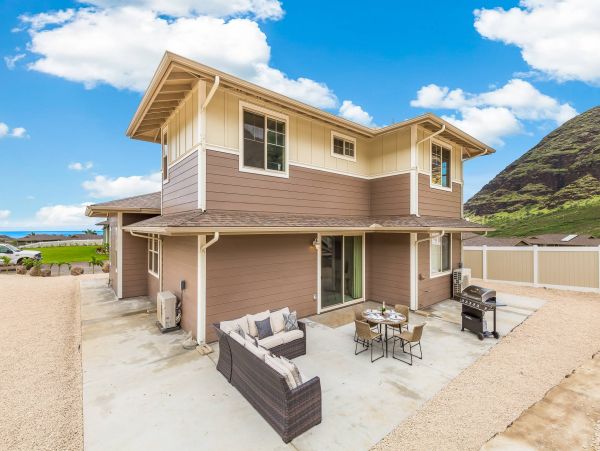 Oahu Four Bedroom Vacation Rental Home