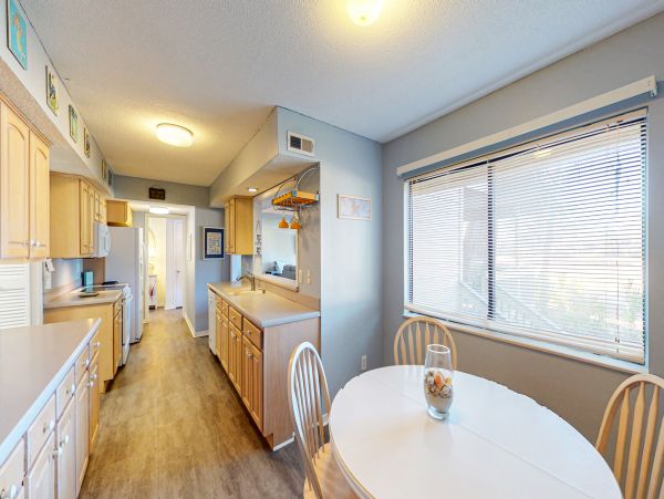 Hilton Head Vacation Rental: Modern 4BR Villa with Pool Access