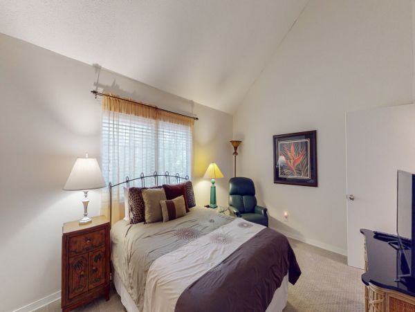 Hilton Head Vacation Rental: Modern 4BR Villa with Pool Access