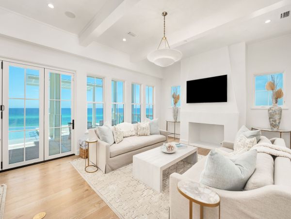 Seacrest Nine Bedroom Luxury Beach Escape