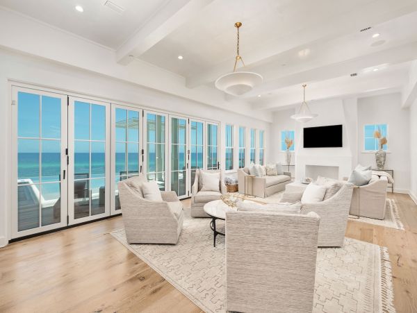 Seacrest Nine Bedroom Luxury Beach Escape