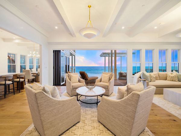Seacrest Nine Bedroom Luxury Beach Escape