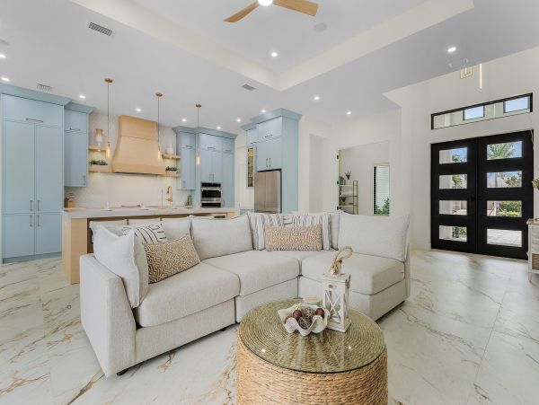 Relax in Paradise 4 Bedroom Pool Home