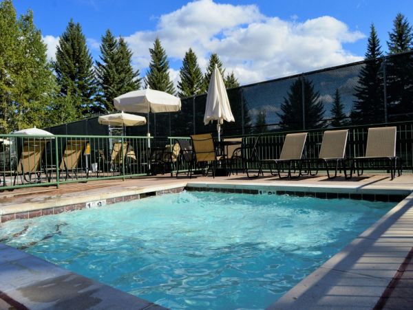 Teton Village Three Bedroom Townhome for a Fun Ski Vacations