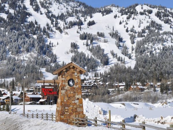 Teton Village Three Bedroom Townhome for a Fun Ski Vacations