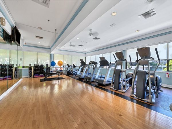 Longboat Key Vacation Rental - Luxury Beachfront Escape