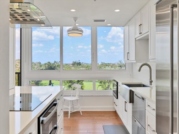 Longboat Key Vacation Rental - Luxury Beachfront Escape