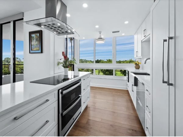 Longboat Key Vacation Rental - Luxury Beachfront Escape