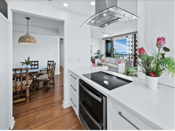 Longboat Key Vacation Rental - Luxury Beachfront Escape