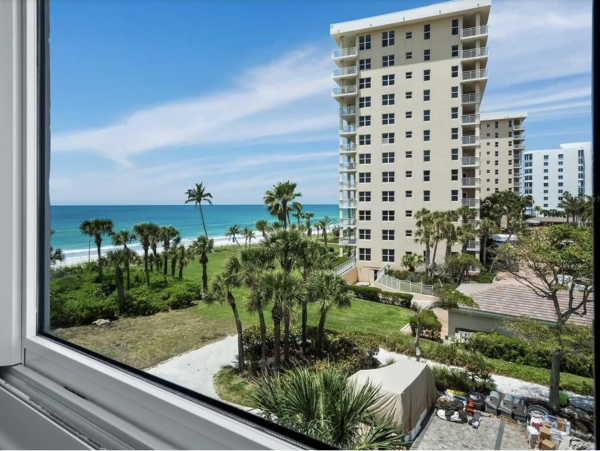 Longboat Key Vacation Rental - Luxury Beachfront Escape