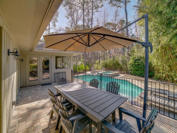 Three Bedroom Luxury Vacation Home with Private Pool in Hilton Head