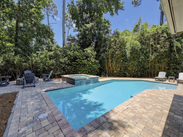 Three Bedroom Luxury Vacation Home with Private Pool in Hilton Head