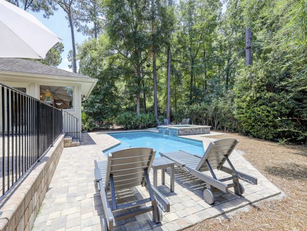 Three Bedroom Luxury Vacation Home with Private Pool in Hilton Head