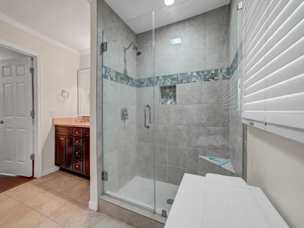 Three Bedroom Luxury Vacation Home with Private Pool in Hilton Head