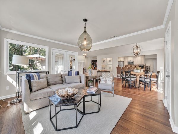 Three Bedroom Luxury Vacation Home with Private Pool in Hilton Head