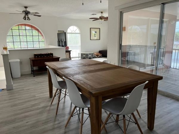 Manasota Key Walk to Beach 4 Bedroom Vacation Home with Private Pool