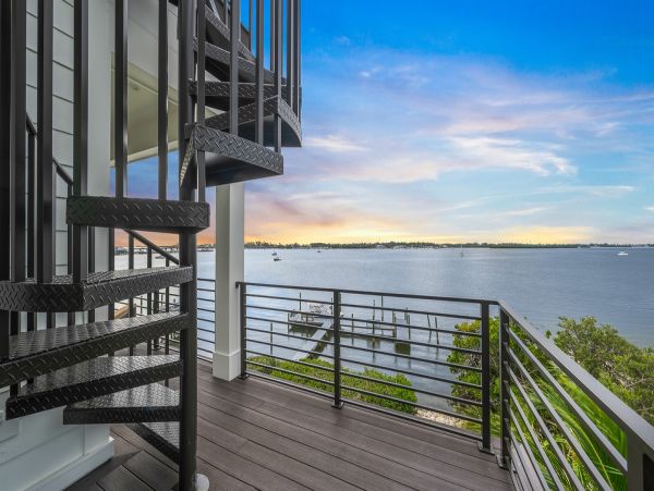 Great Escape Bradenton Beach Pool Home