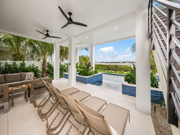 Great Escape Bradenton Beach Pool Home