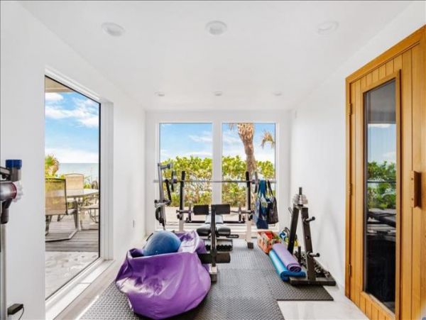Manasota Gulf Front Five Bedroom Vacation Home
